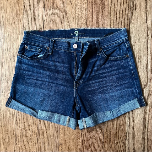 EUC 7 For All Mankind Roll Up Denim shorts - Picture 2 of 16